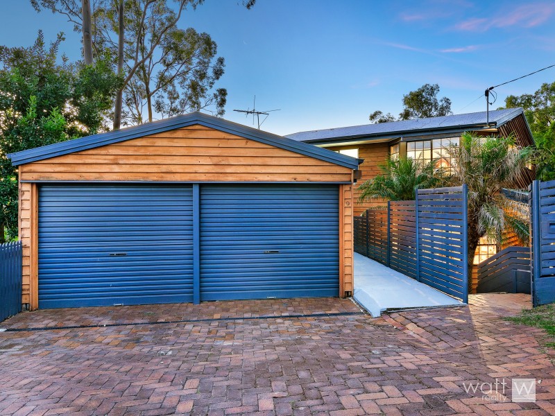 9 Park Road, Ferny Hills QLD 4055