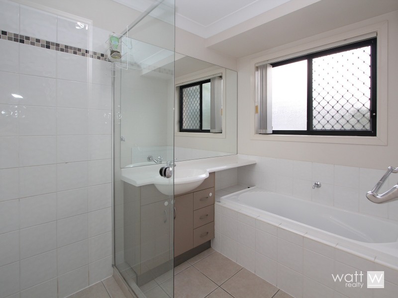 1 Caribou Crescent, Fitzgibbon QLD 4018