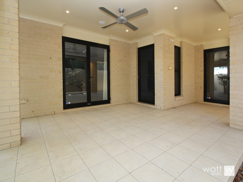 1 Caribou Crescent, Fitzgibbon QLD 4018