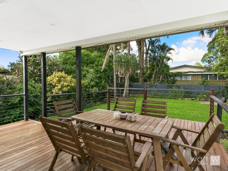 25 Farrant Street, Stafford Heights QLD 4053