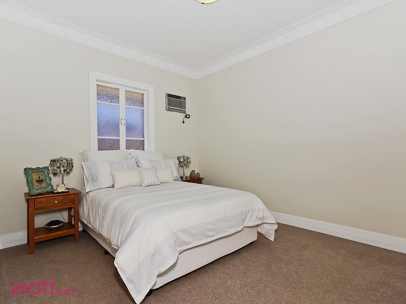 63 Somers Street, Nudgee QLD 4014