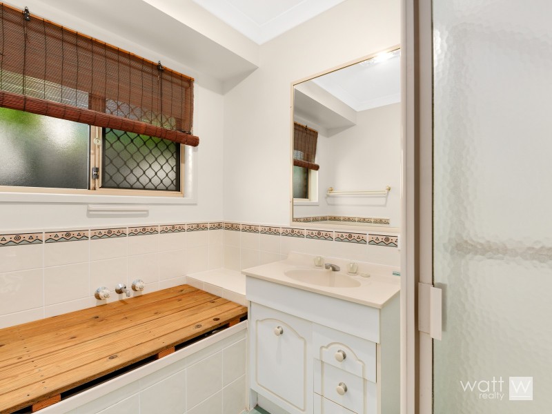 117 Cambridge Crescent, Fitzgibbon QLD 4018