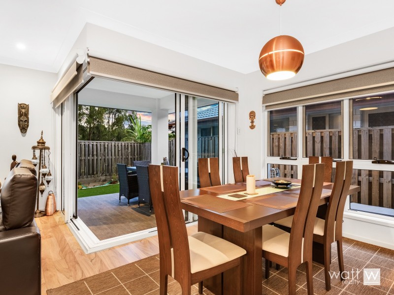 13 Blue Mountains Crescent, Fitzgibbon QLD 4018