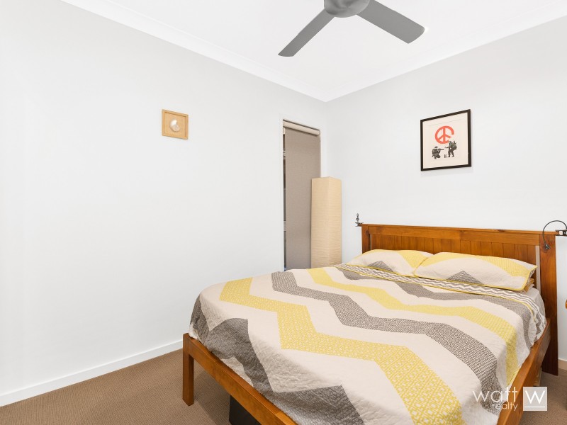 13 Blue Mountains Crescent, Fitzgibbon QLD 4018