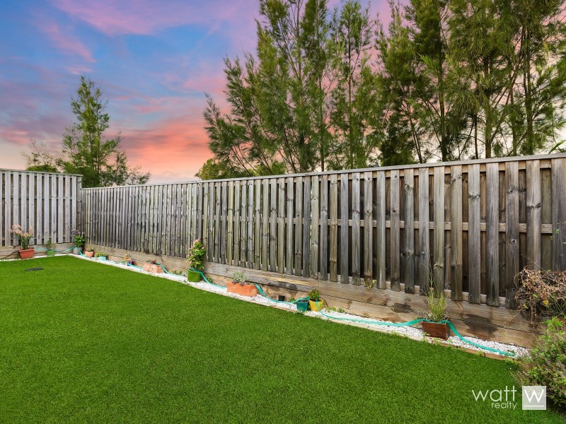 13 Blue Mountains Crescent, Fitzgibbon QLD 4018