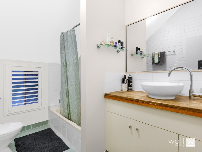 1/13 Pepperina Place, Fitzgibbon QLD 4018
