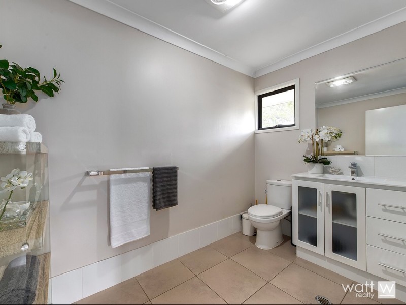 1 Leona Street, Boondall QLD 4034