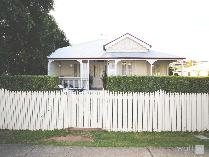 34 Barlow Street, Clayfield QLD 4011