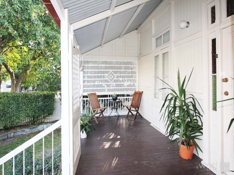 34 Barlow Street, Clayfield QLD 4011