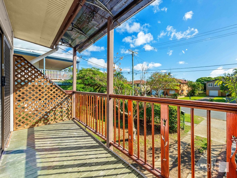 27 Fifteenth Avenue, Brighton QLD 4017