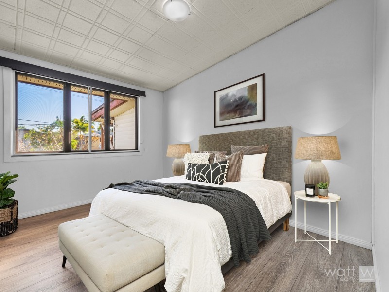 27 Fifteenth Avenue, Brighton QLD 4017