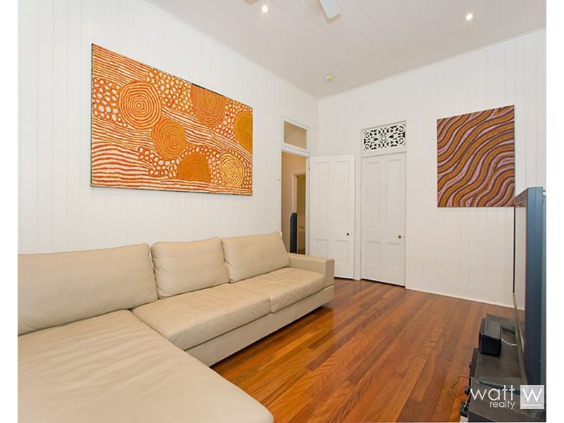 13 Seventh Avenue, Sandgate QLD 4017