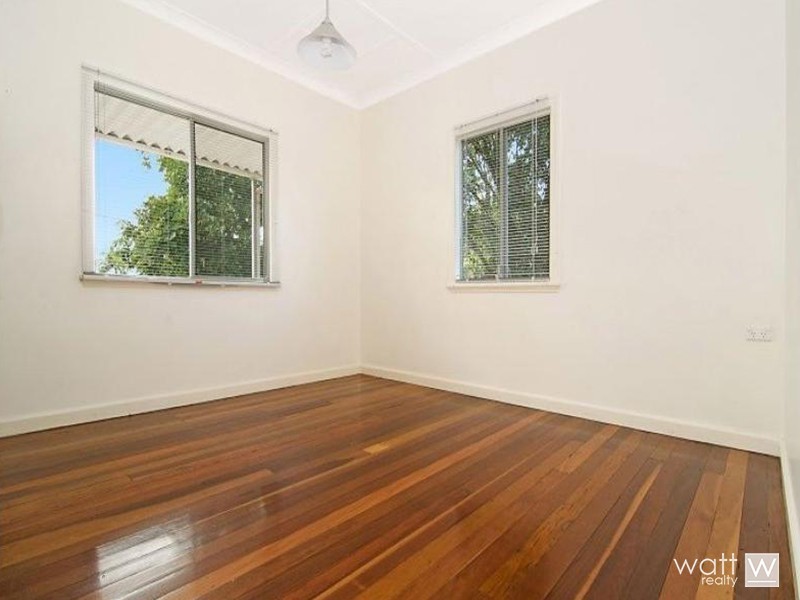 32 Church Road, Zillmere QLD 4034