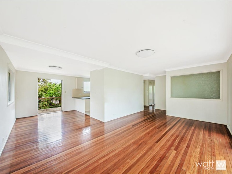11 Leeside Street, Aspley QLD 4034