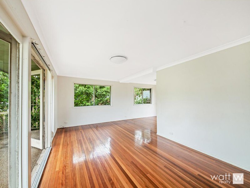 11 Leeside Street, Aspley QLD 4034