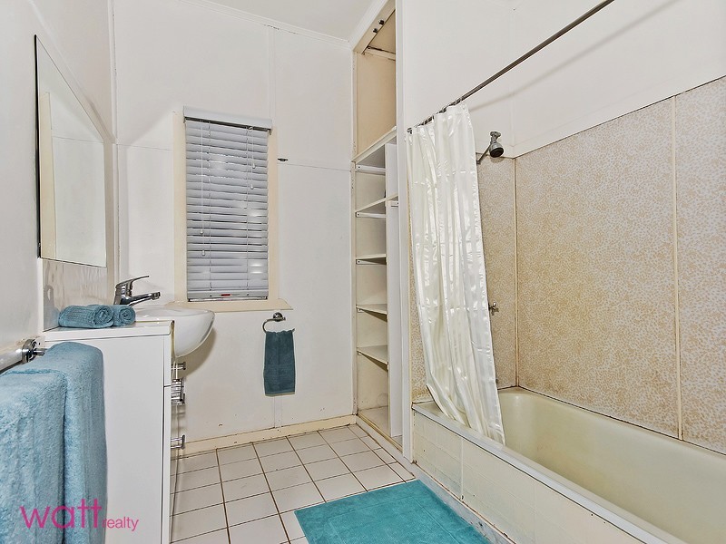 6 First Street, Virginia QLD 4014