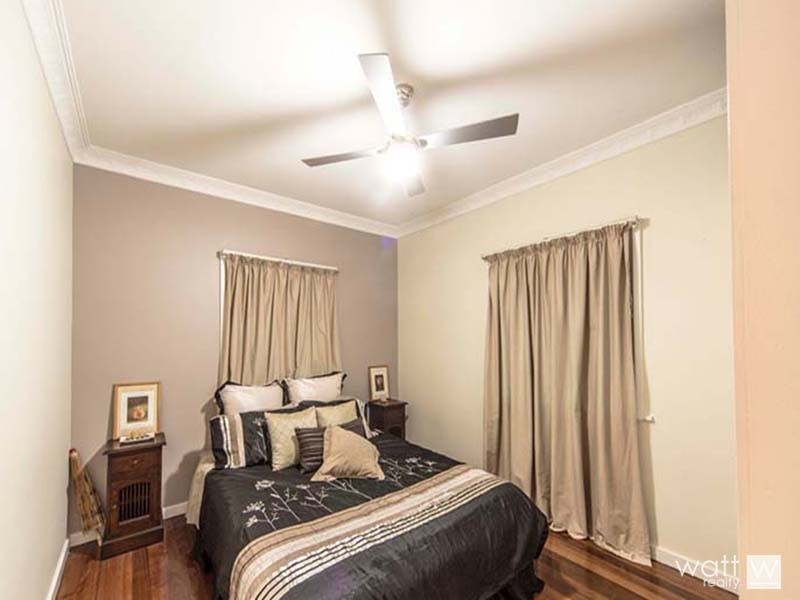 18 Tanimbla Street, Kedron QLD 4031