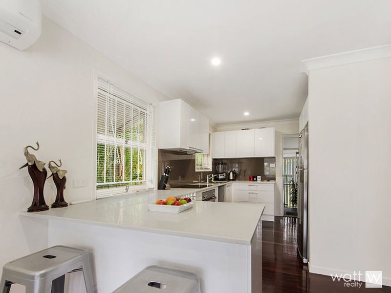 8 Henwood Street, Aspley QLD 4034