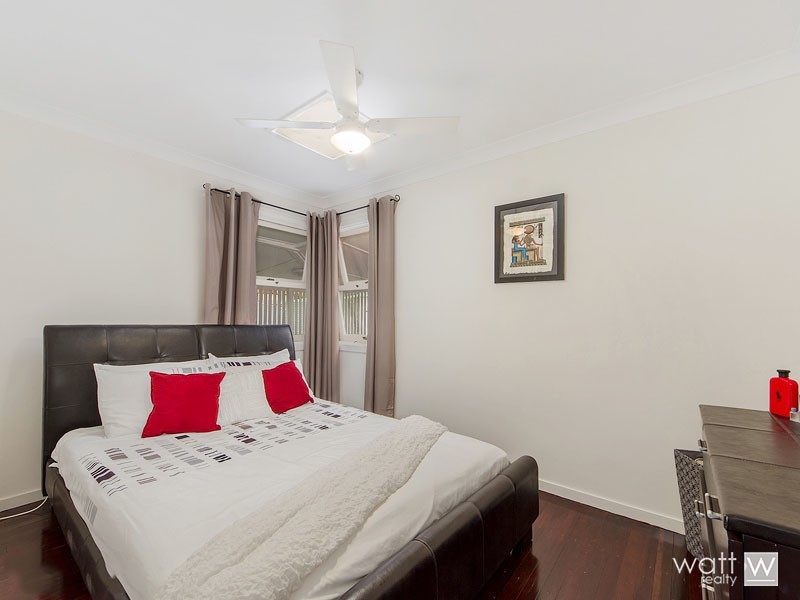 8 Henwood Street, Aspley QLD 4034