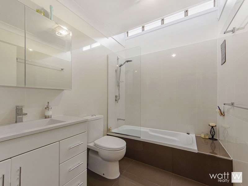 8 Henwood Street, Aspley QLD 4034