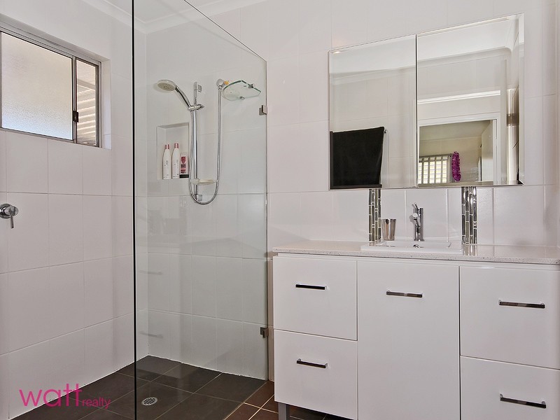 16 Landbury Street, Bald Hills QLD 4036