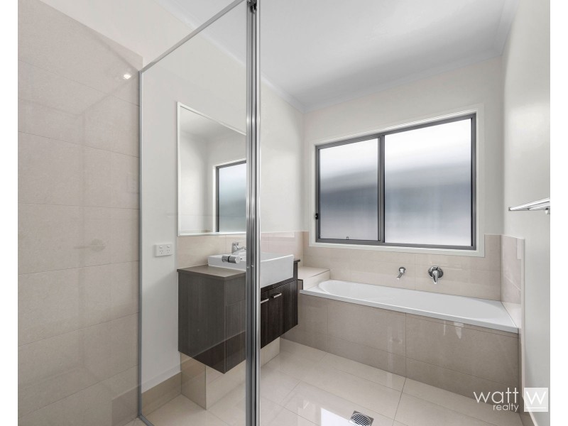 1/70 Wilson Avenue, Albany Creek QLD 4035