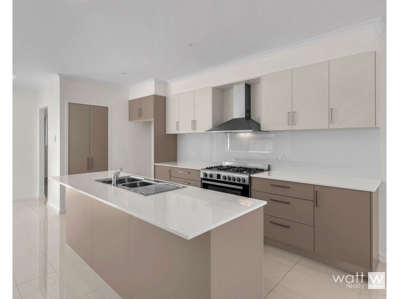 2/70 Wilson Avenue, Albany Creek QLD 4035
