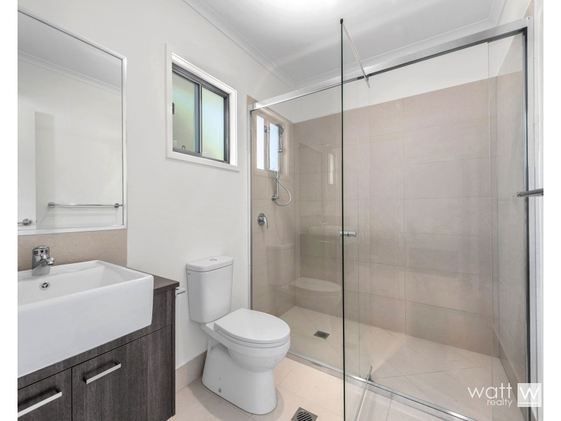 2/70 Wilson Avenue, Albany Creek QLD 4035