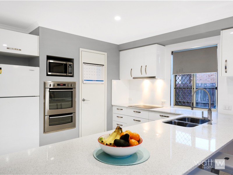 6 Marigold Close, Fitzgibbon QLD 4018