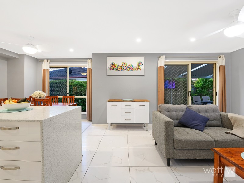 6 Marigold Close, Fitzgibbon QLD 4018