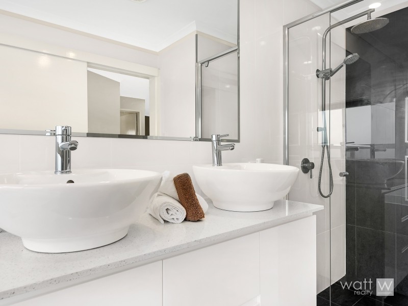 6 Marigold Close, Fitzgibbon QLD 4018