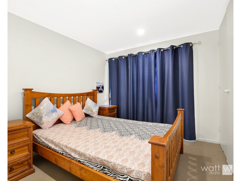 7 Nikola Street, Arana Hills QLD 4054