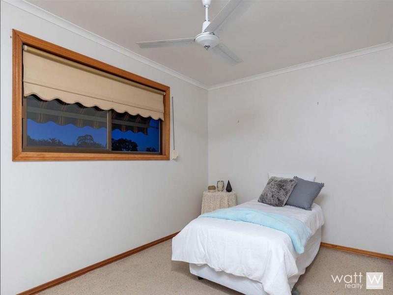 8 Chabrol Court, Petrie QLD 4502