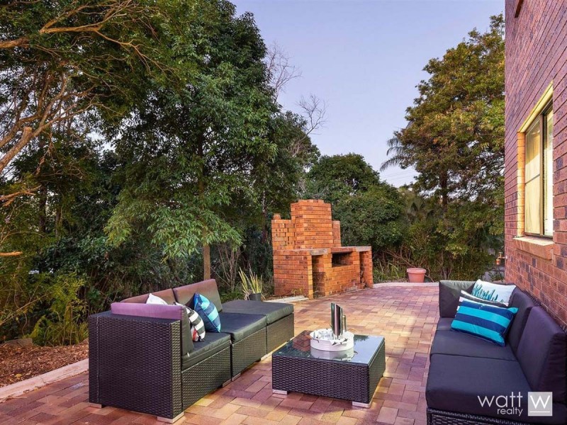 8 Chabrol Court, Petrie QLD 4502