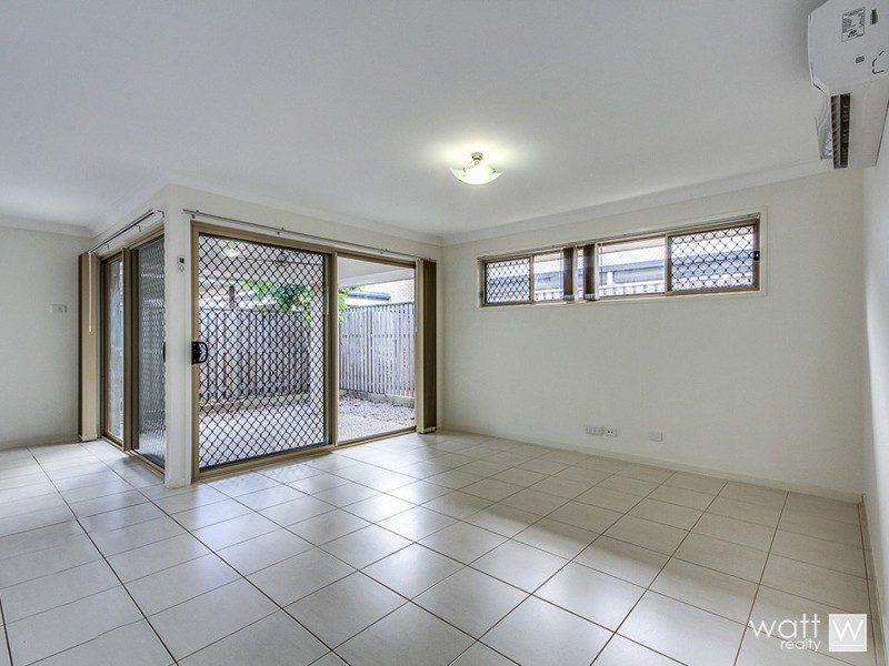 22 Hinchinbrook Avenue, Fitzgibbon QLD 4018