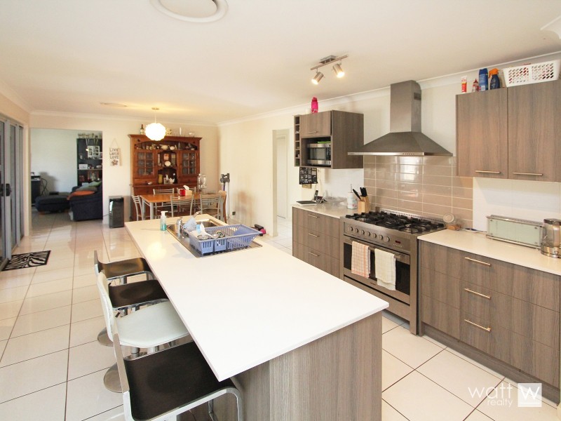 34 MacDonald Place, Carseldine QLD 4034