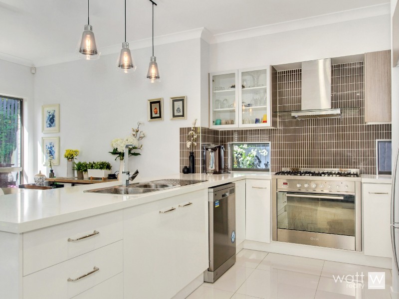 21 Centre Street, Aspley QLD 4034