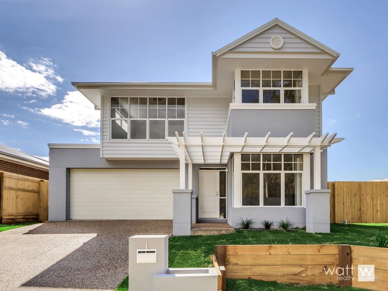 1 Sarsfield Place, Bridgeman Downs QLD 4035