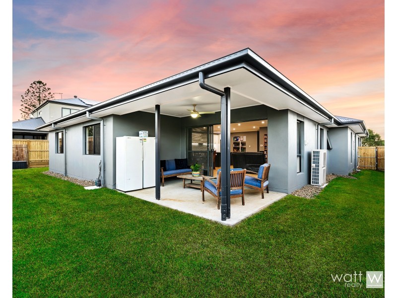 23 Superior Parade, Bridgeman Downs QLD 4035