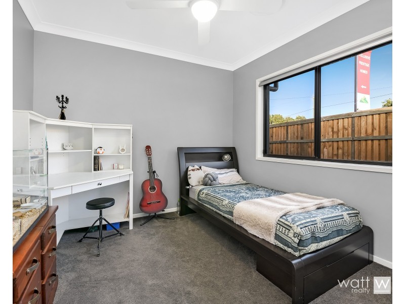 23 Superior Parade, Bridgeman Downs QLD 4035