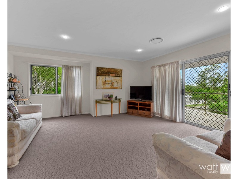 3 Dress Circle Court, Bridgeman Downs QLD 4035
