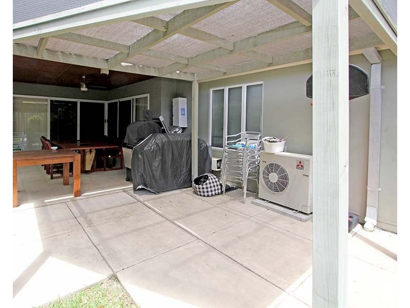 1 Grange Avenue, Carseldine QLD 4034