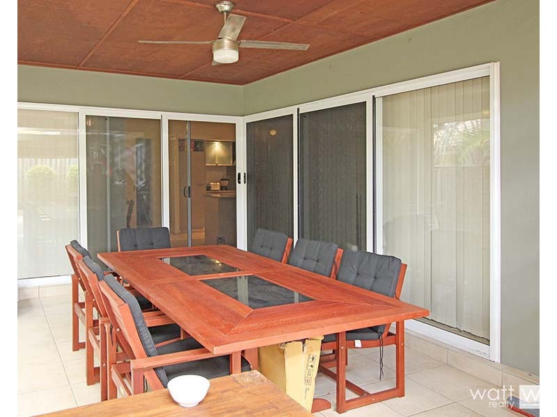 1 Grange Avenue, Carseldine QLD 4034