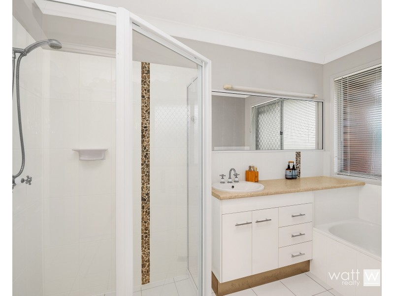 8 Masjakin Court, Murrumba Downs QLD 4503