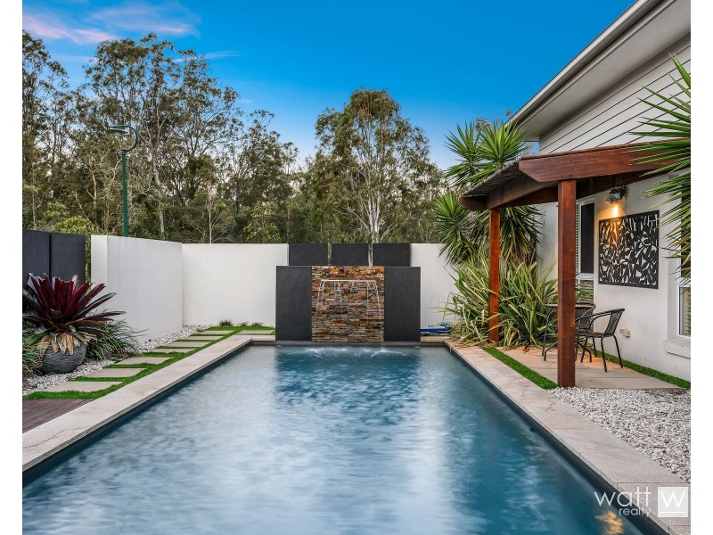 12 Dannenberg Street, Carseldine QLD 4034