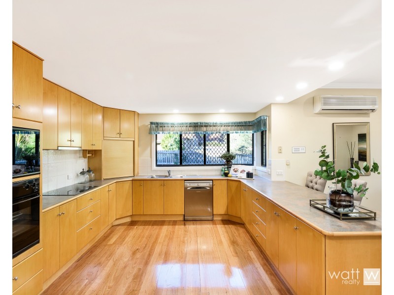 86 The Boulevard, Albany Creek QLD 4035