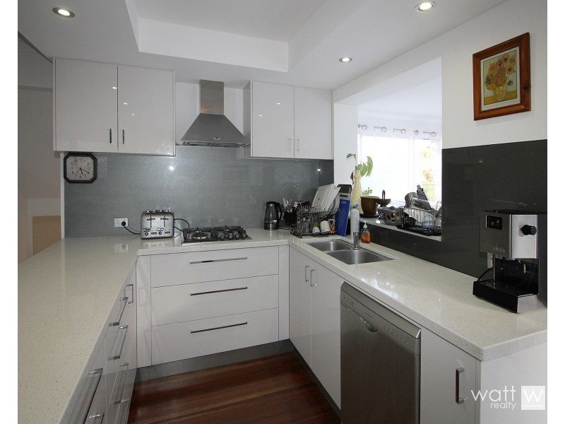 22 Decker Street, Chermside West QLD 4032