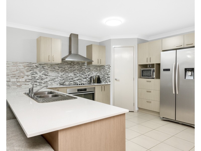 6 Sunnybrook Street, Brighton QLD 4017