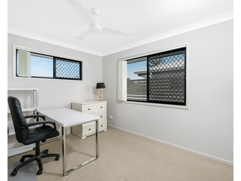 6 Sunnybrook Street, Brighton QLD 4017