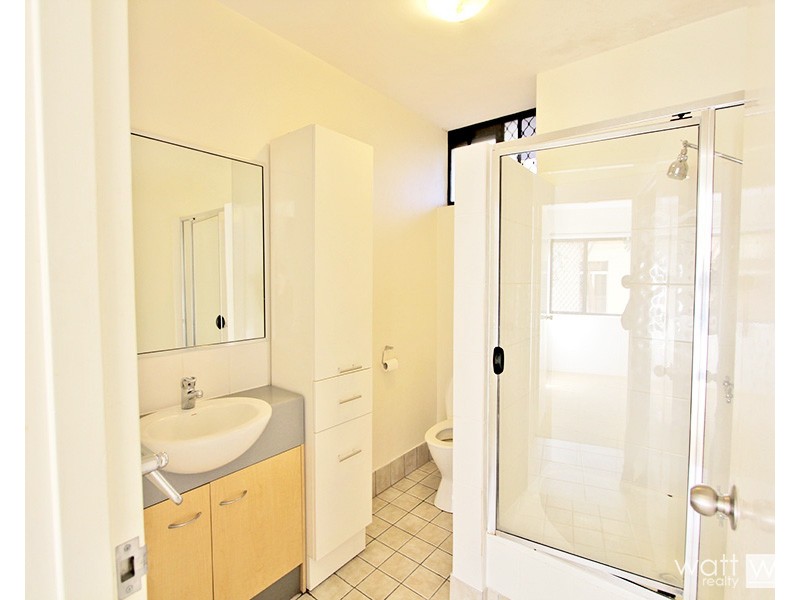 1/54 Winchester Street, Hamilton QLD 4007